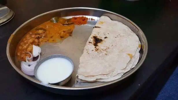 357291-karnataka-restaurant-rural-food-bengaluru-sri-siddeshwara-regional-cuisine-gluten-south-india-2