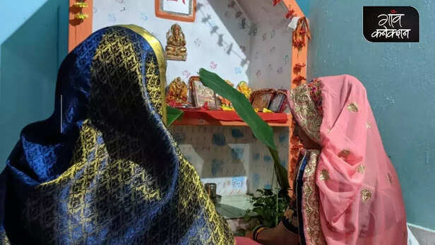 355508-hartalika-teej-festival-of-nature-northern-india-fasting-and-prayer-gaon-connection-4