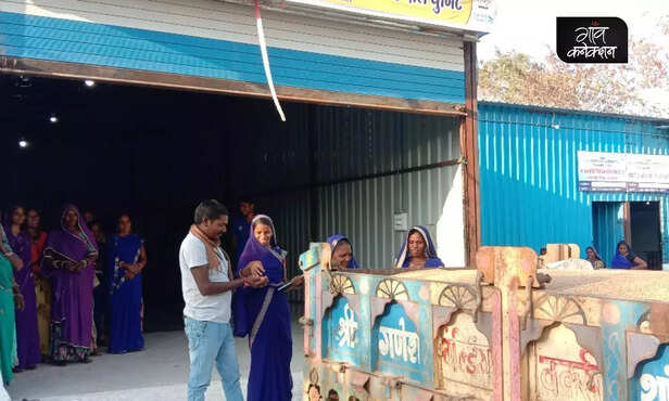 359918-rural-women-empowerment-madhya-pradesh-agriculture-products-procuremement-4