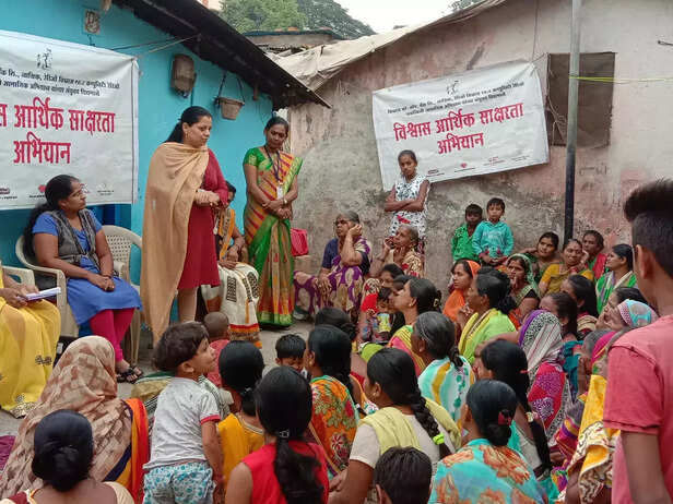 354174-nashik-community-radio-station-radio-vishwas-that-helped-students-without-smart-phones-national-radio-award-3