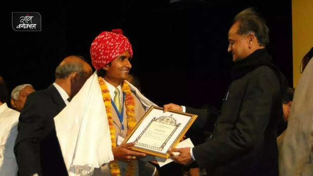 365756-ramgarh-clay-pottery-alwar-rajasthan-rajesh-kalav-terracotta-pottery-3