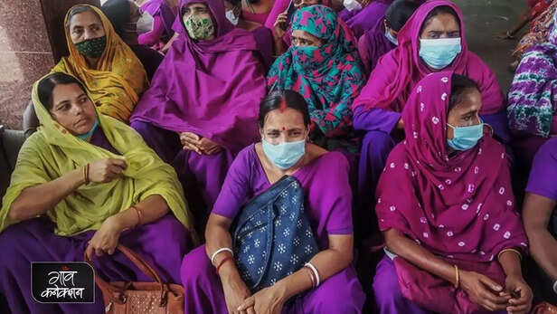 356535-asha-workers-west-bengal-payment-rural-health-vaccination-2