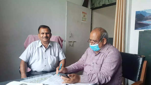 355286-corona-virus-vaccine-hesitancy-unnao-uttar-pradesh-covid19-vaccination-rural-india-gaon-connection-7