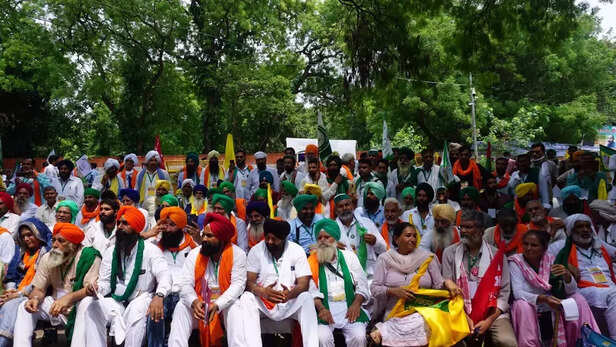 354525-kisan-sansad-farmer-paliyamenet-farm-laws-latest-updates-and-photo