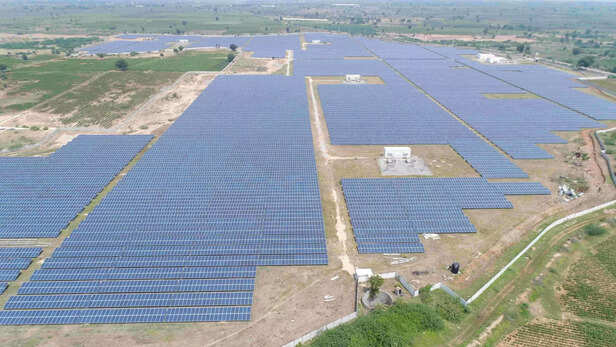 354476-renewable-energy-sector-india-solar-energy-2-scaled