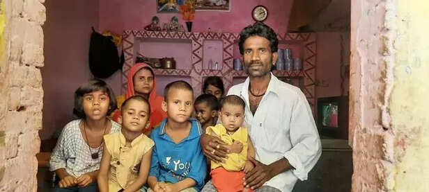 353779-sanitation-workers-1