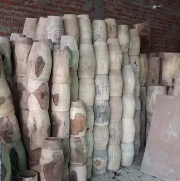 353211-lockdown-corona-amroha-dholak-gaon-connection-2