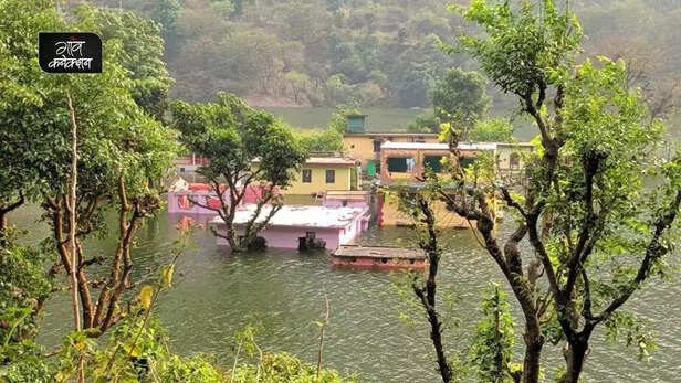 359640-lohari-village-kalsi-dehradun-uttarakhand-vysasi-dam-floods-3