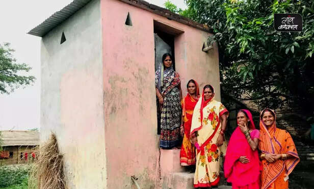 367782-flood-resistant-eco-toilets-rural-bihar-1