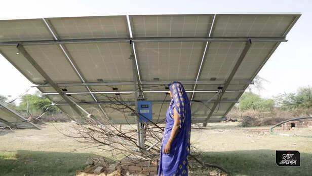 365588-solar-energy-pump-irrigation-mahoba-bundelkhand-farming-renewable-energy-uttar-pradesh-ground-water-2