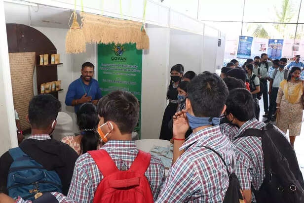 357912-vigyan-sarvatra-pujyate-ministry-of-culture-organised-commemorative-exhibitions-75-locations-across-achievements-2