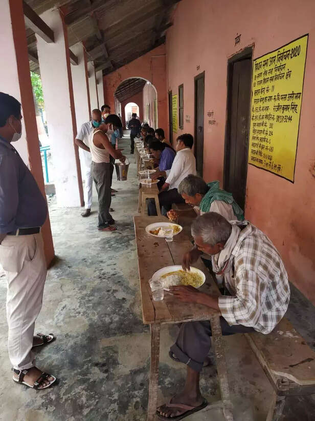 353216-community-kitchens-bihar-gaon-connection-1