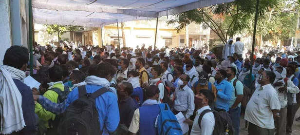 352865-ezz5sooucauuvae