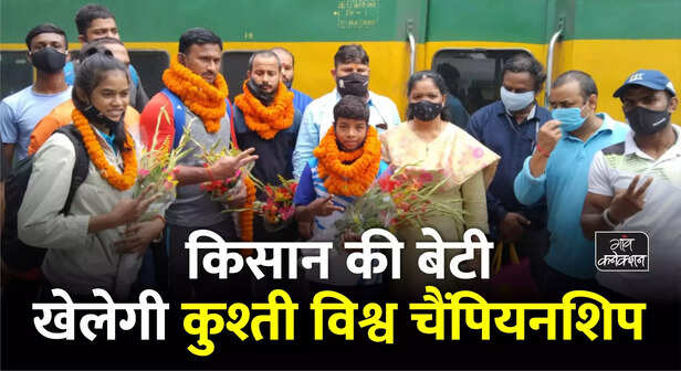 354050-wrestling-1-scaled