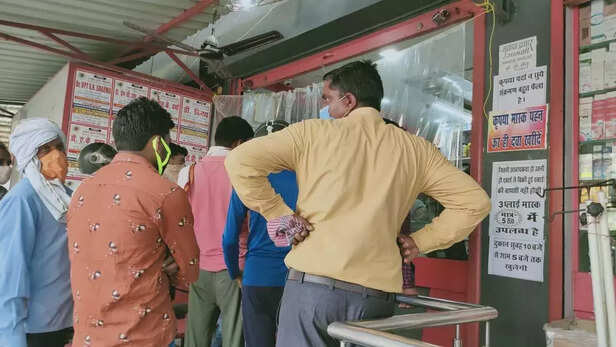 352876-corona-virus-rural-india-gaon-connection-covid19-8