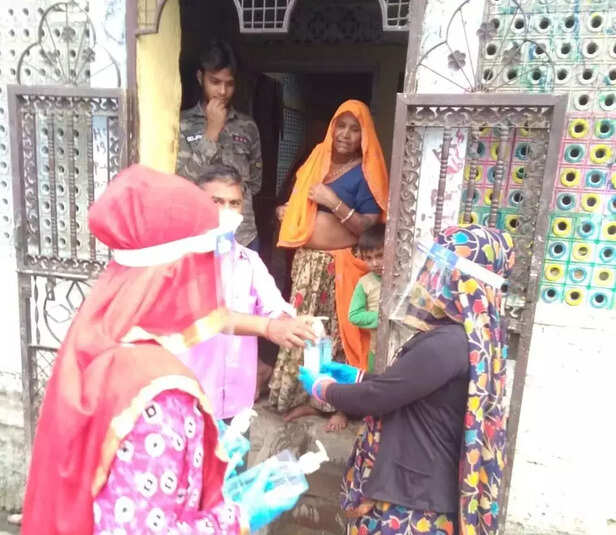 352960-coronavirus-seceond-wave-covid19-vaccine-rajasthan-gaon-connection-17