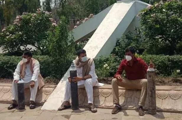 352542-ey61d28vgam2yg4