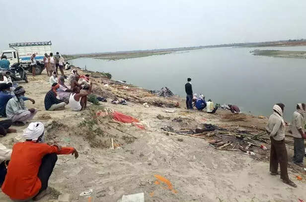 353172-unnao-dead-bodies