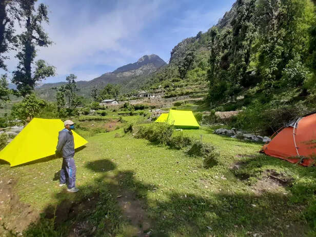 353020-347052-uttarakhand-quarantine-centre-5