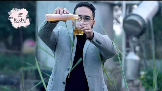 366421-lemon-grass-progressive-farmer-raman-chadha-lucknow-double-income-aromatic-crops-essential-oil-4