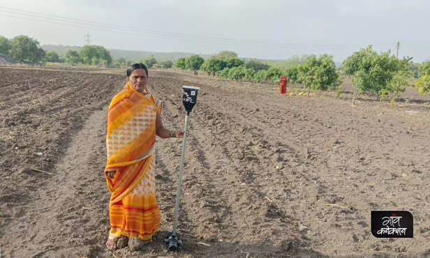 367754-solar-energy-decentralized-renewable-energy-human-animal-conflict-farming-agriculture-parabraksh-flashlight-3