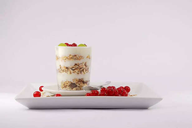 Yogurt and Oatmeal for Skincare