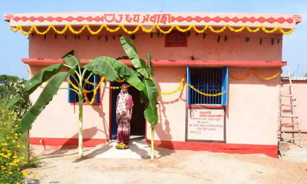 369670-366445-pradhan-mantri-awas-yojana-gramin-success-stories-pmay-1