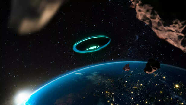 Alien Space-craft Near Earth