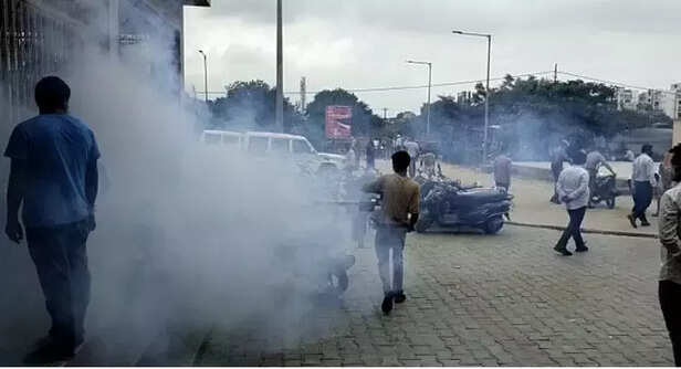 355422-firozabad-mystery-fever-dengue-uttar-pradesh-children-death-yogi-adityanath-1