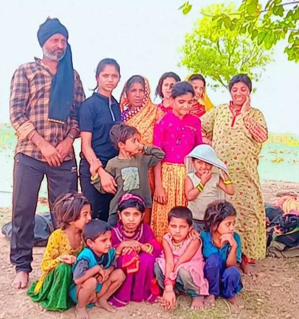 359663-pardhi-community