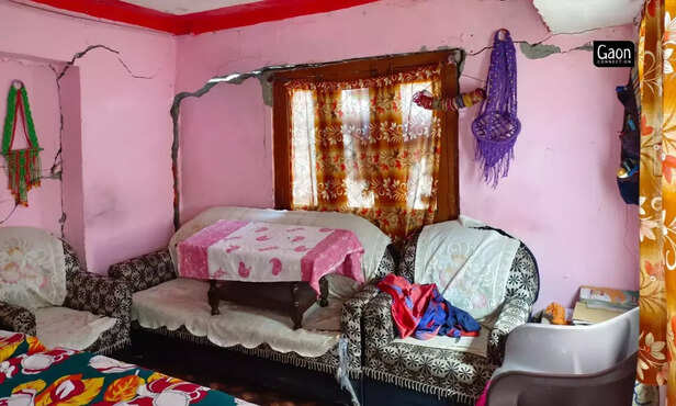 366864-by-invitation-2