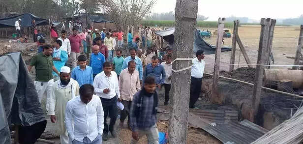 364899-fire-bihar-33