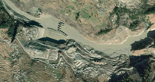 Et_F-pBUUAItV3h-2-1024x540