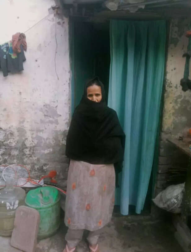 Picture-2_Bonded-Labour-777x1024