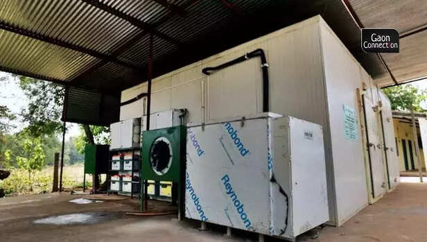 361190-cold-storage-unit