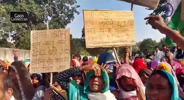 362397-villager-adivasi