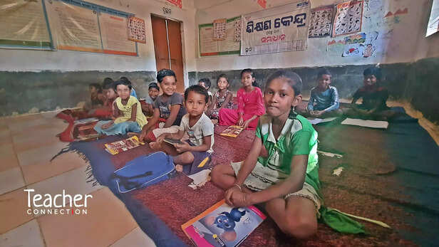 365852-zz-teacher-scaled-1