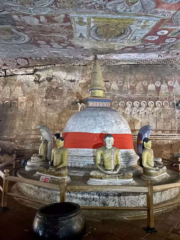 362662-sri-lanka-dambulla