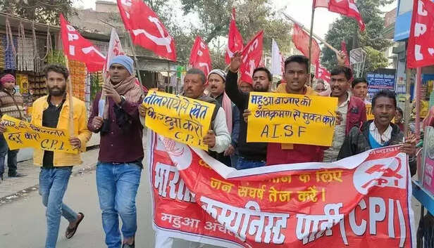 358127-358050-nilgai-trouble-bihar-farmers-crops-devastation-farmers-protest-crop-pattern-4