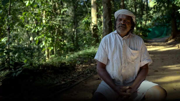 चेरुवयल के रमन जैसे लोग हमें याद दिलाते हैं कि समाधान कहीं बाहर नहीं, बल्कि हमारी जड़ों में छुपा है।