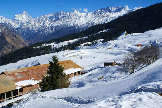 Auli Snow