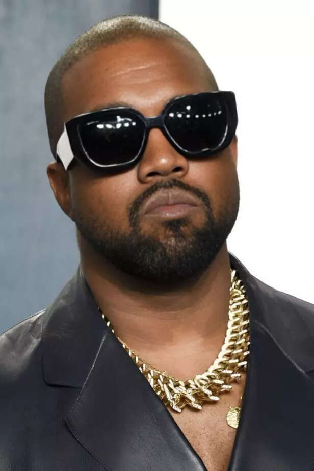 Kanye West’s post turned Bianca Censori into a viral moment