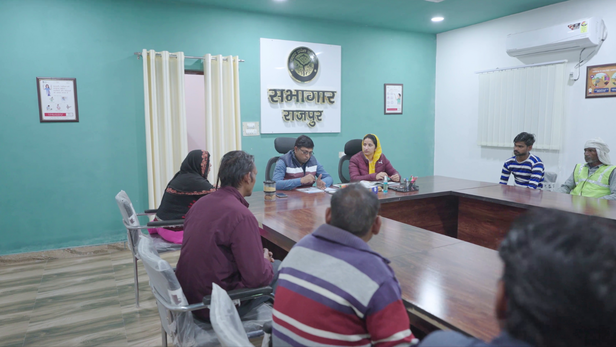 कचरे से समाधान तक: हाथरस की पंचायत की मिसाल