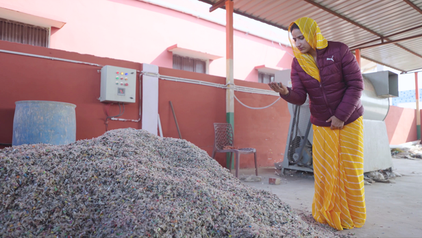 अब राजपुर ग्राम पंचायत में प्लास्टिक वेस्ट का प्रबंधन होने लगा है।