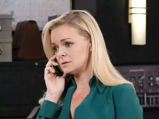 ​Salem finds itself in unfamiliar territory​