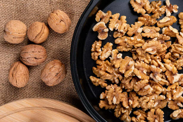 Walnuts Provide Enough Folate