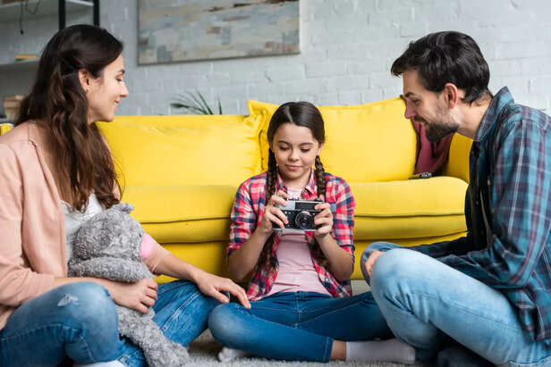 Encouraging Healthy Digital Habits Through Family Involvement