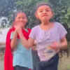 Two Little Girls Groove To 'Mere Sapno Ki Rani' In Viral Video ...