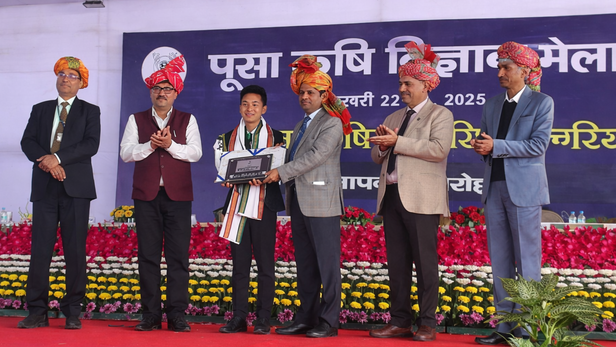 ICAR अवॉर्ड से भी सम्मानित किया गया है।