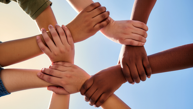 सेकुलरवाद की नई परिभाषा गढ़ी गई - सर्वधर्म समभाव, लेकिन एक धर्म को मानने वाला दूसरे धर्म के साथ समभाव कैसे रख सकता है। समभाव तभी सम्भव है जब कोई आदमी या तो किसी धर्म में विश्वास न करता हो या फिर सभी धर्मों में विश्वास करता हो।